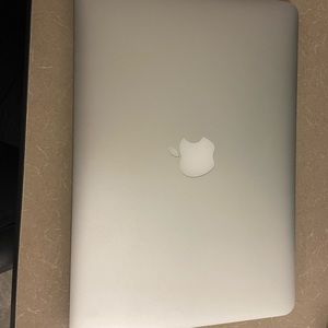 MacBook Pro Model A1502 (2015)
